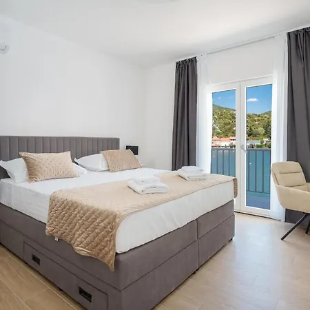 Holiday home In With Harbor View *